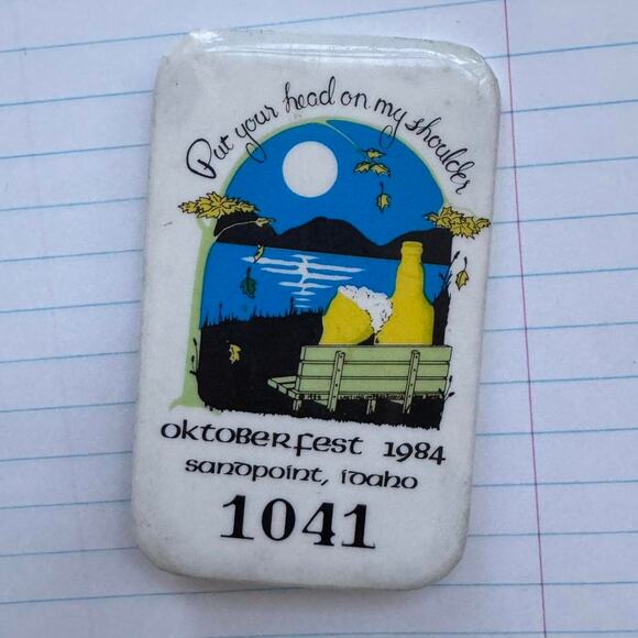 Vintage lot 11 pinback button misc travel colors unique Americana variety - Picture 5 of 8